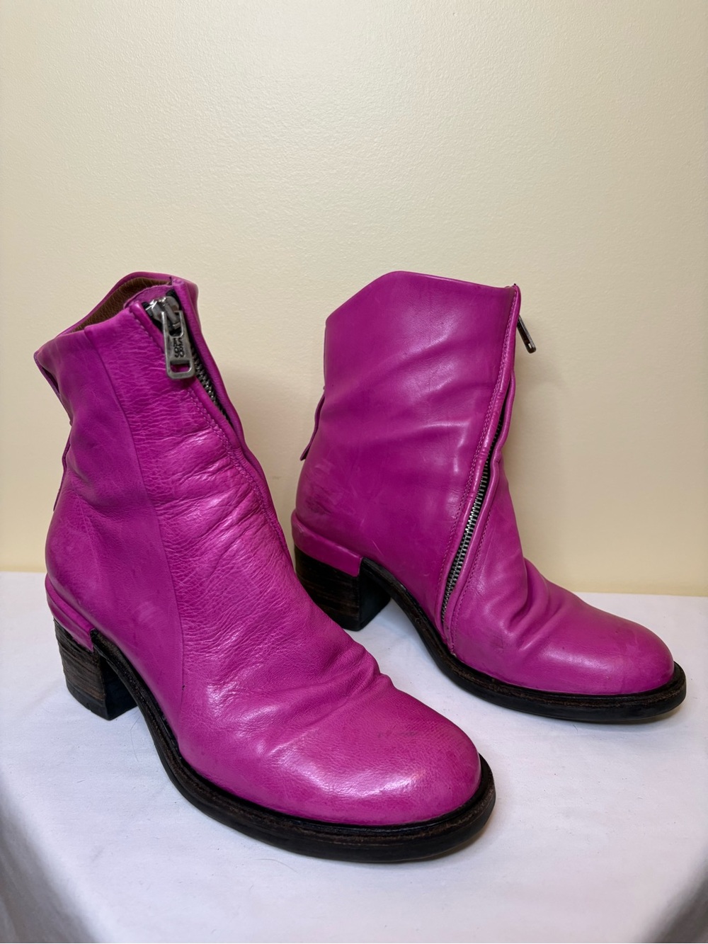 A.S.98 Fuchsia Leather Ankle Booties with Side Zipper Size 38
